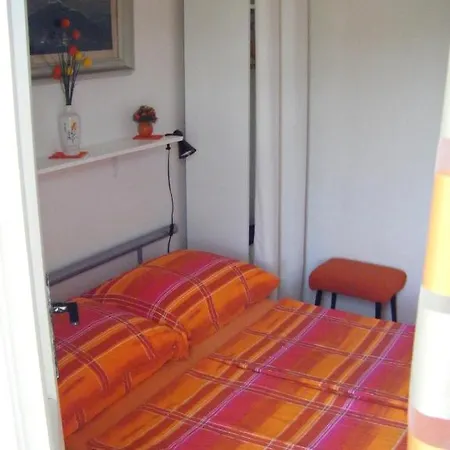 Adria Blue * Jelsa (Hvar)